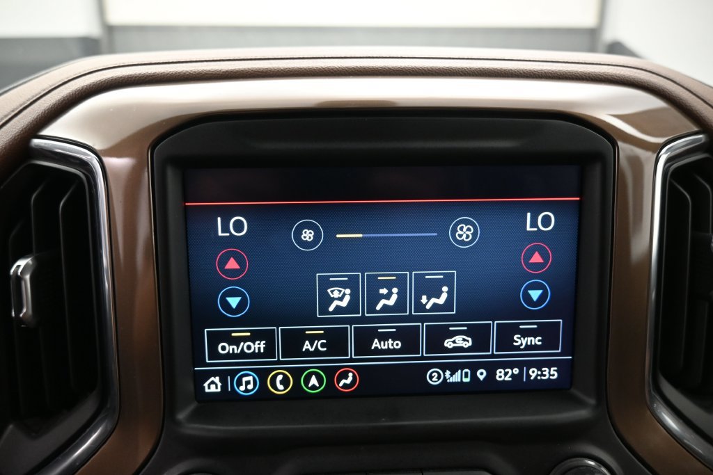 Used 2021 Chevrolet Silverado 1500 High Country AWD/4WD image 12