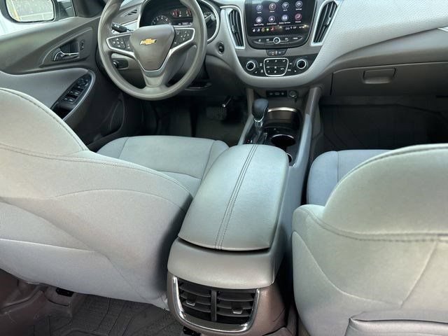 Used 2023 Chevrolet Malibu LT w/ LPO, Floor Liner Package FWD image 37