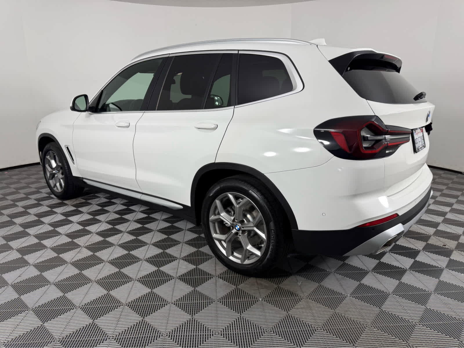 Used 2023 BMW X3 xDrive30i image 6