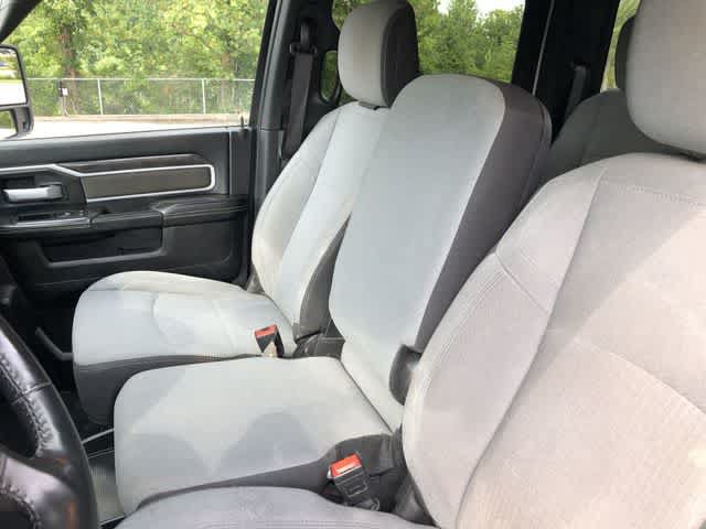 Certified 2024 RAM 2500 Big Horn AWD/4WD image 32