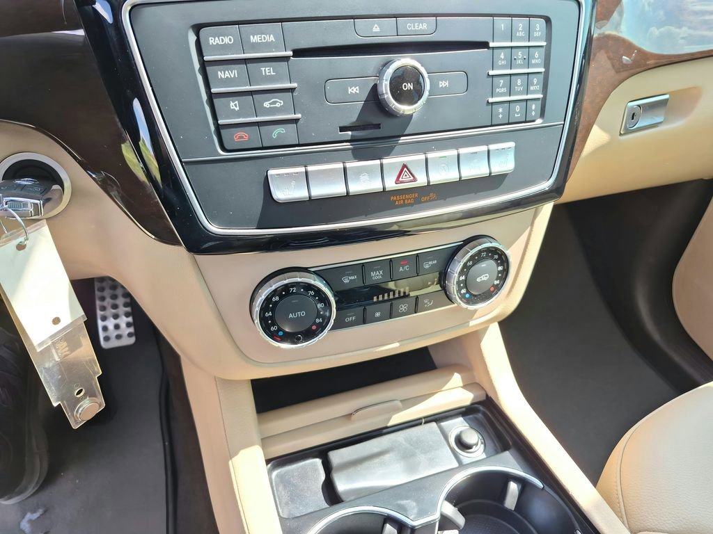 Used 2019 Mercedes-Benz GLE 400 4MATIC image 19