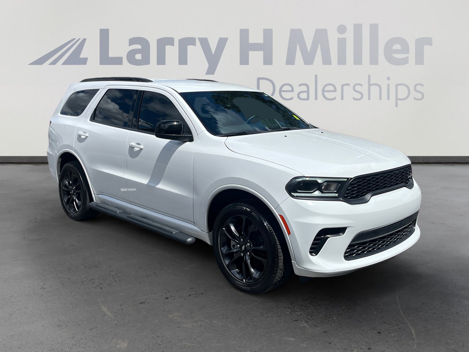 Used 2025 Dodge Durango GT w/ Blacktop Package image 7