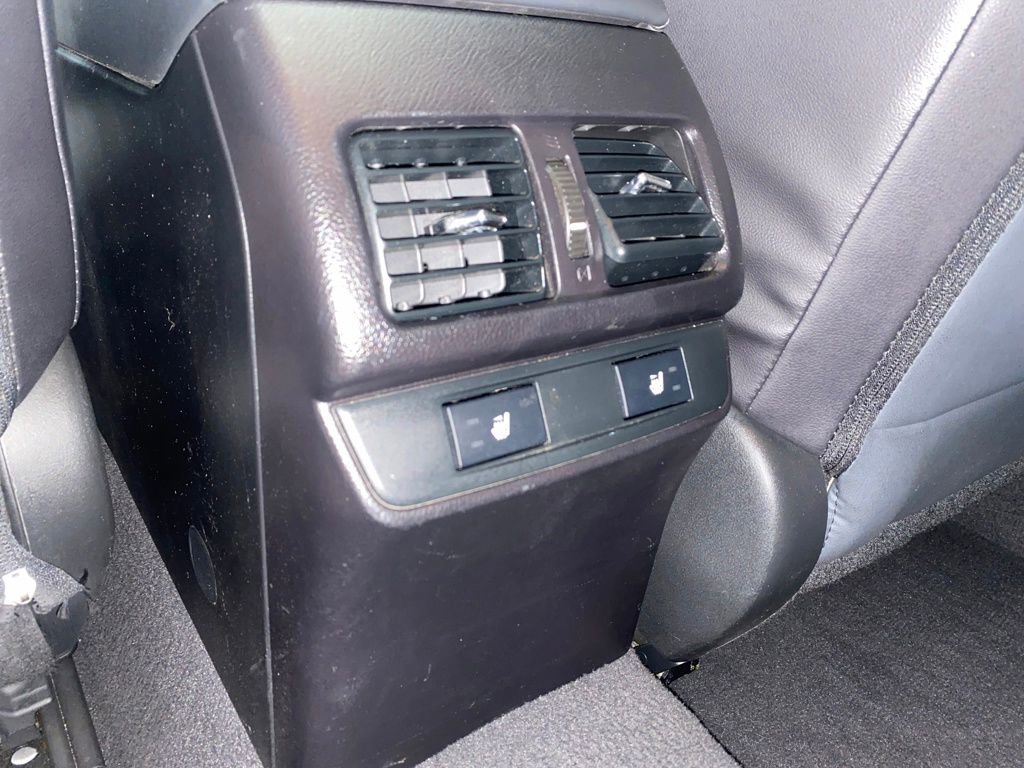 Used 2017 Subaru Outback 2.5i Limited image 30