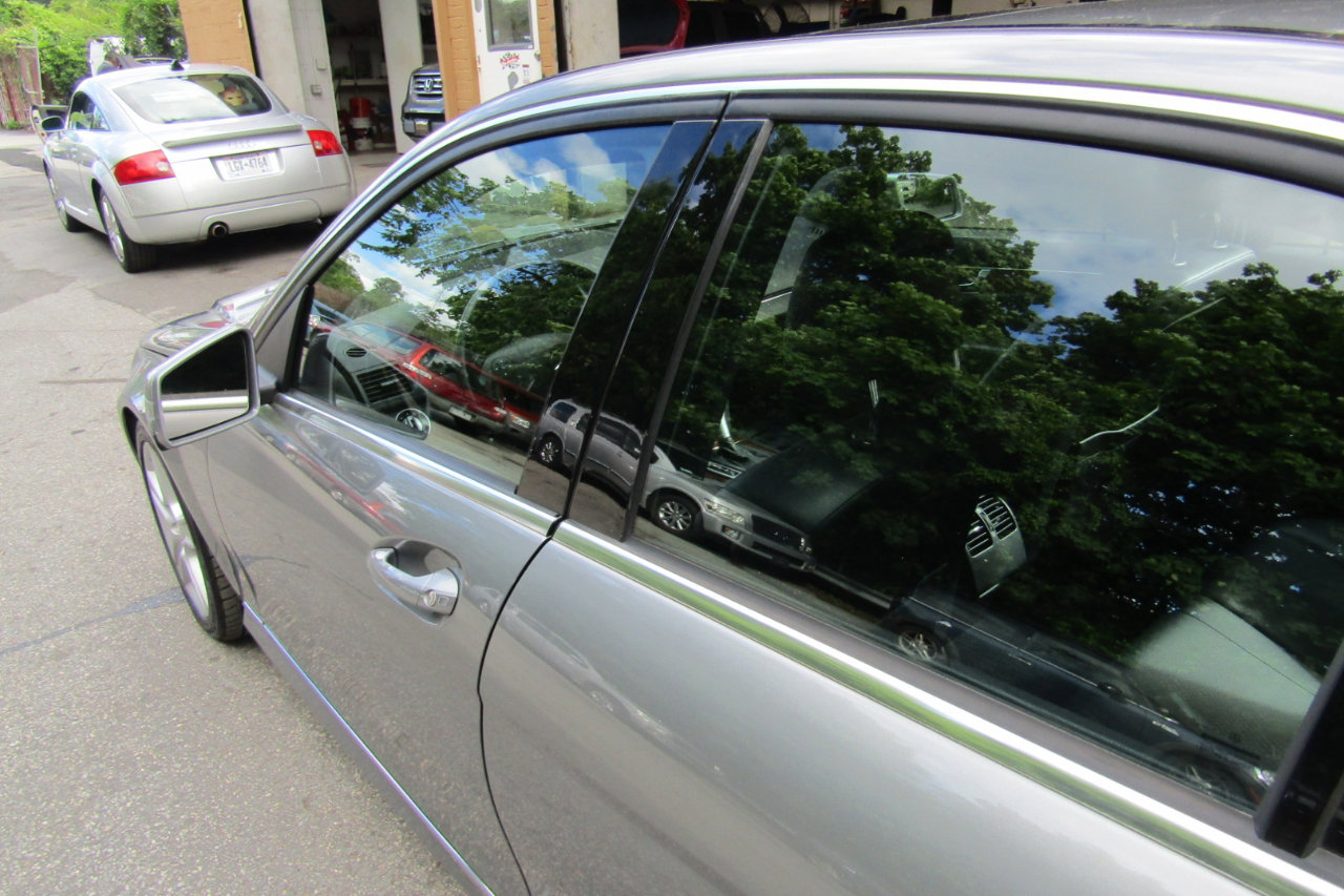 Used 2011 Mercedes-Benz C 300 4dr Sdn C 300 Sport 4MATIC image 9