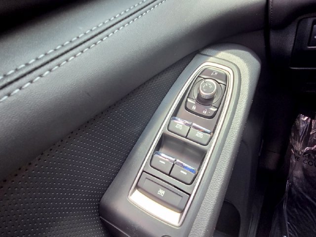 Used 2025 Subaru Ascent Limited AWD/4WD image 42