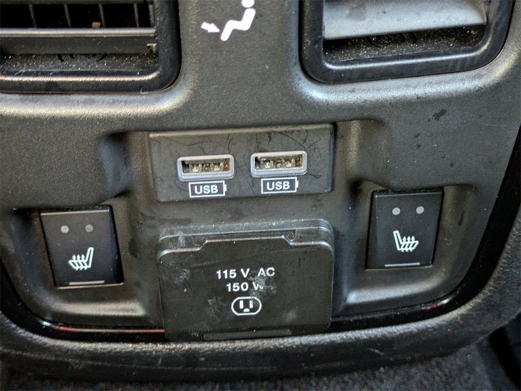 Used 2023 Dodge Durango GT image 17