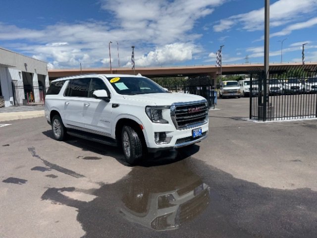 Used 2023 GMC Yukon XL SLT image 50