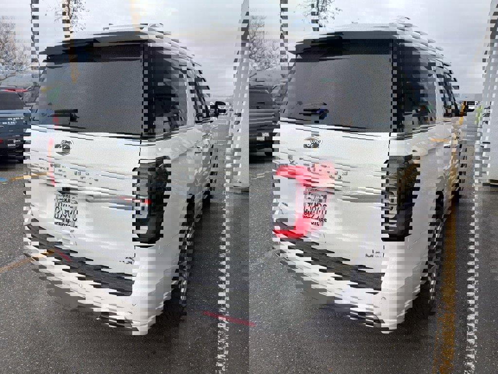 Used 2023 Ford Expedition Max Platinum image 6