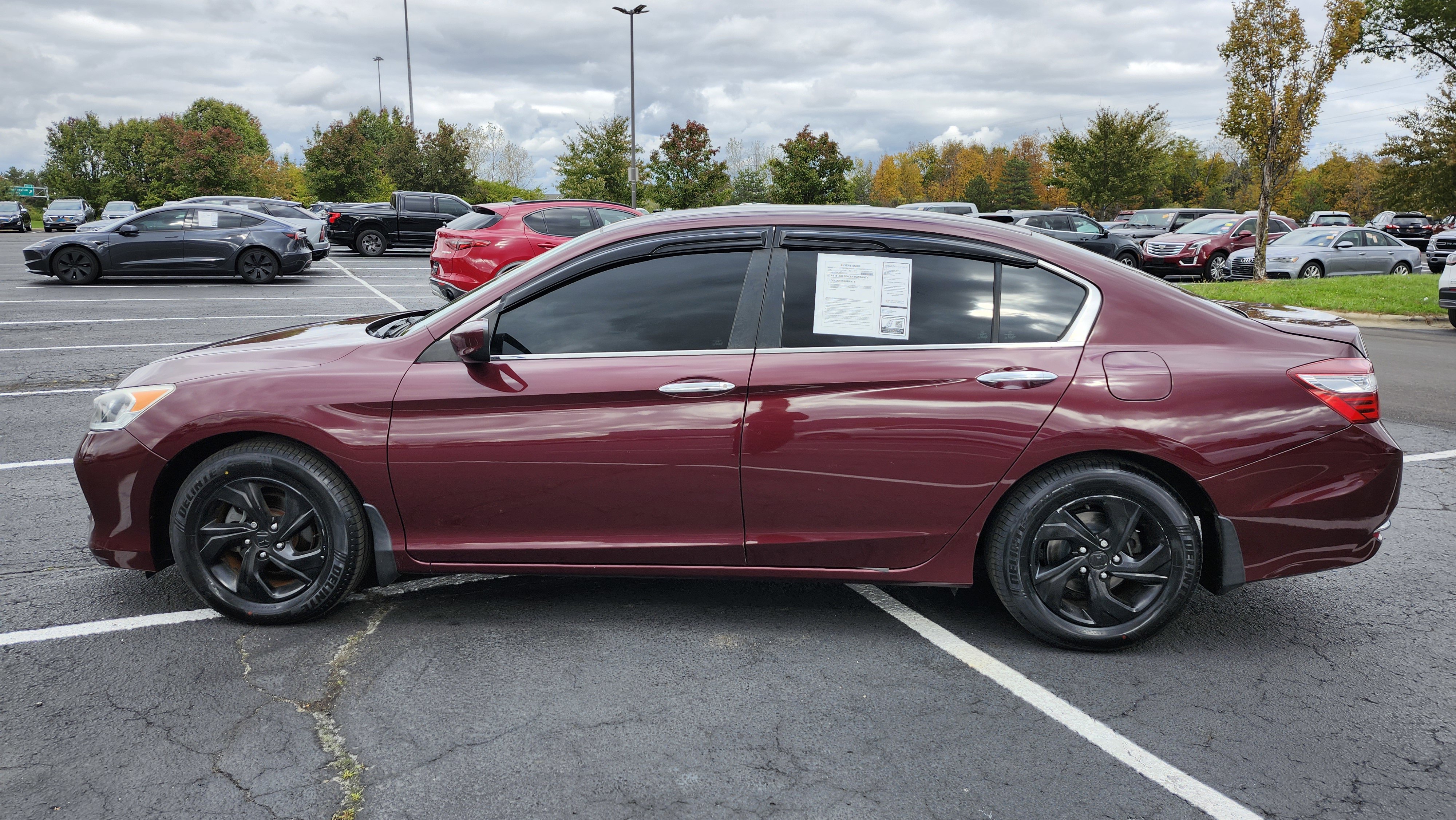 Used 2017 Honda Accord LX image 8