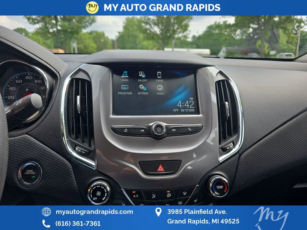Used 2016 Chevrolet Cruze LT w/ Convenience Package FWD image 19