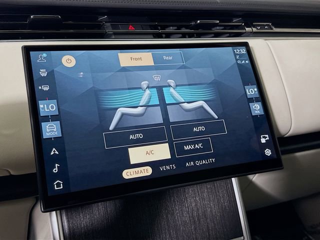 Certified 2024 Land Rover Range Rover Long Wheelbase SE AWD/4WD image 18