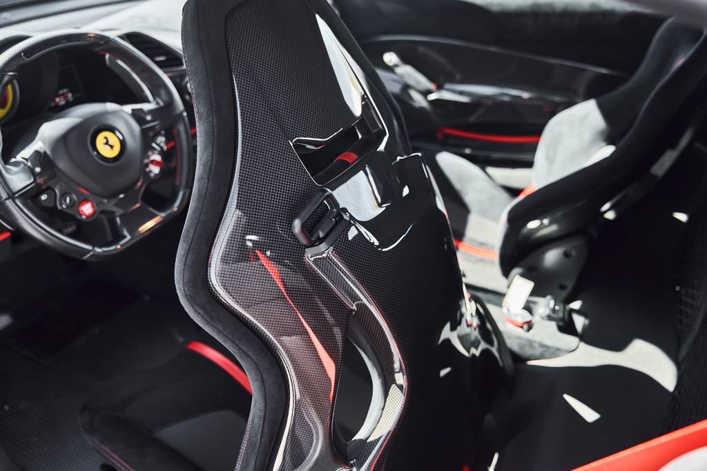 Used 2020 Ferrari 488 Pista Coupe RWD image 39