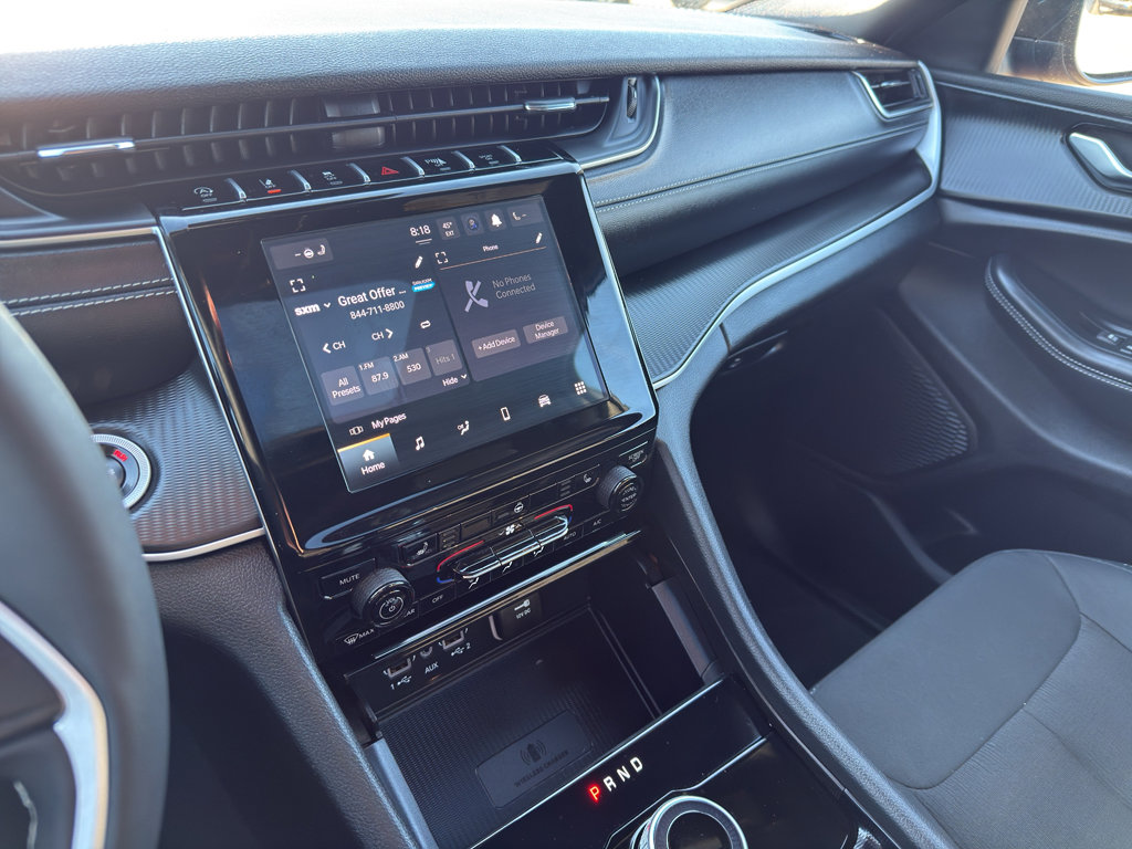 Used 2024 Jeep Grand Cherokee Laredo X w/ Luxury Tech Group I image 21