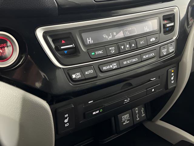 Used 2018 Honda Pilot Touring image 33