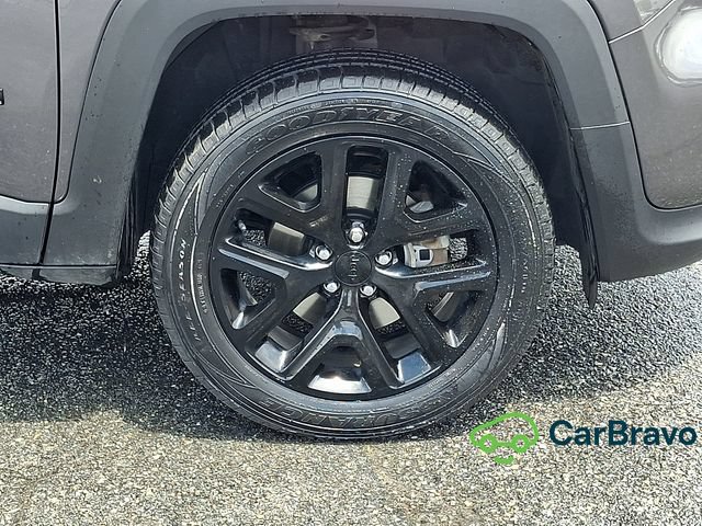 Used 2019 Jeep Renegade Altitude w/ UConnect 8.4 Nav Group AWD/4WD image 8