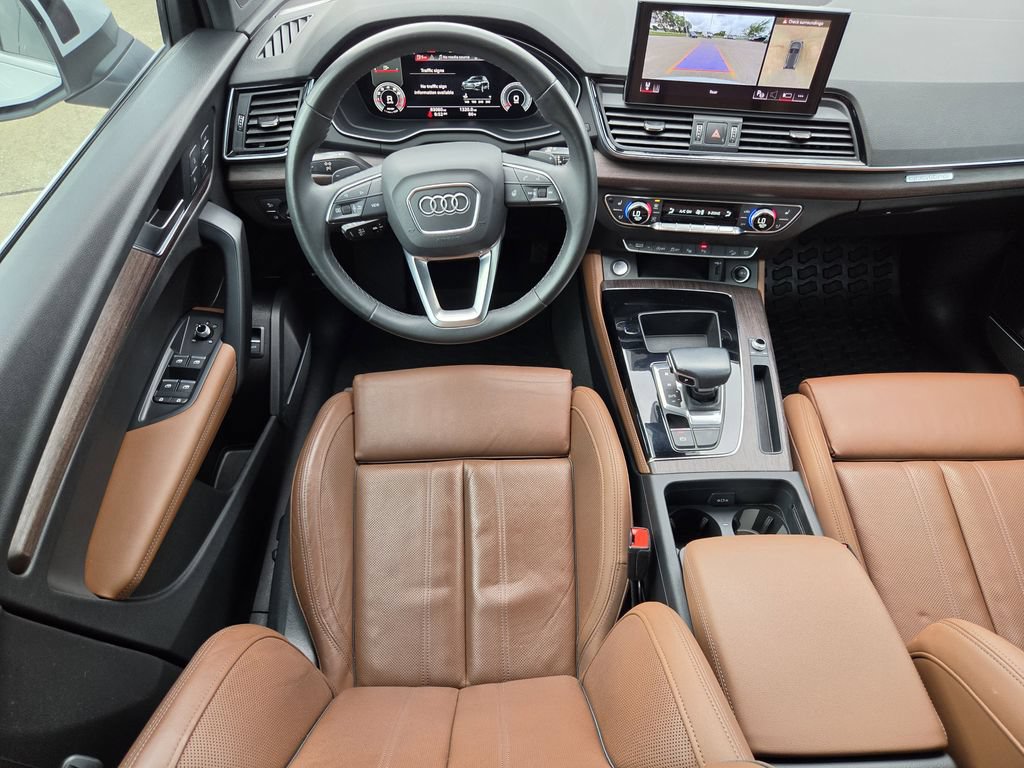 Used 2021 Audi Q5 Prestige w/ Prestige Package AWD/4WD image 13