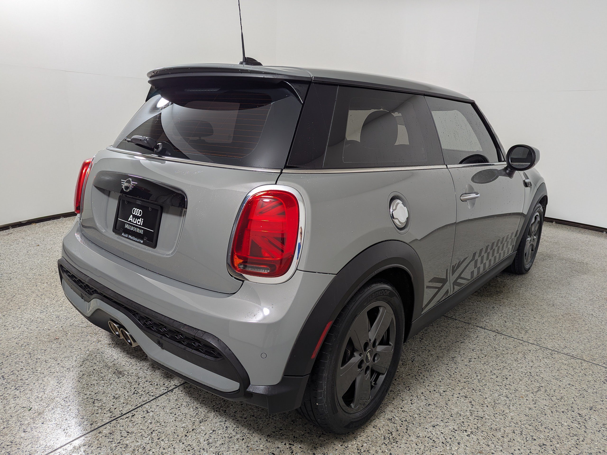 Used 2022 MINI Cooper S FWD image 7
