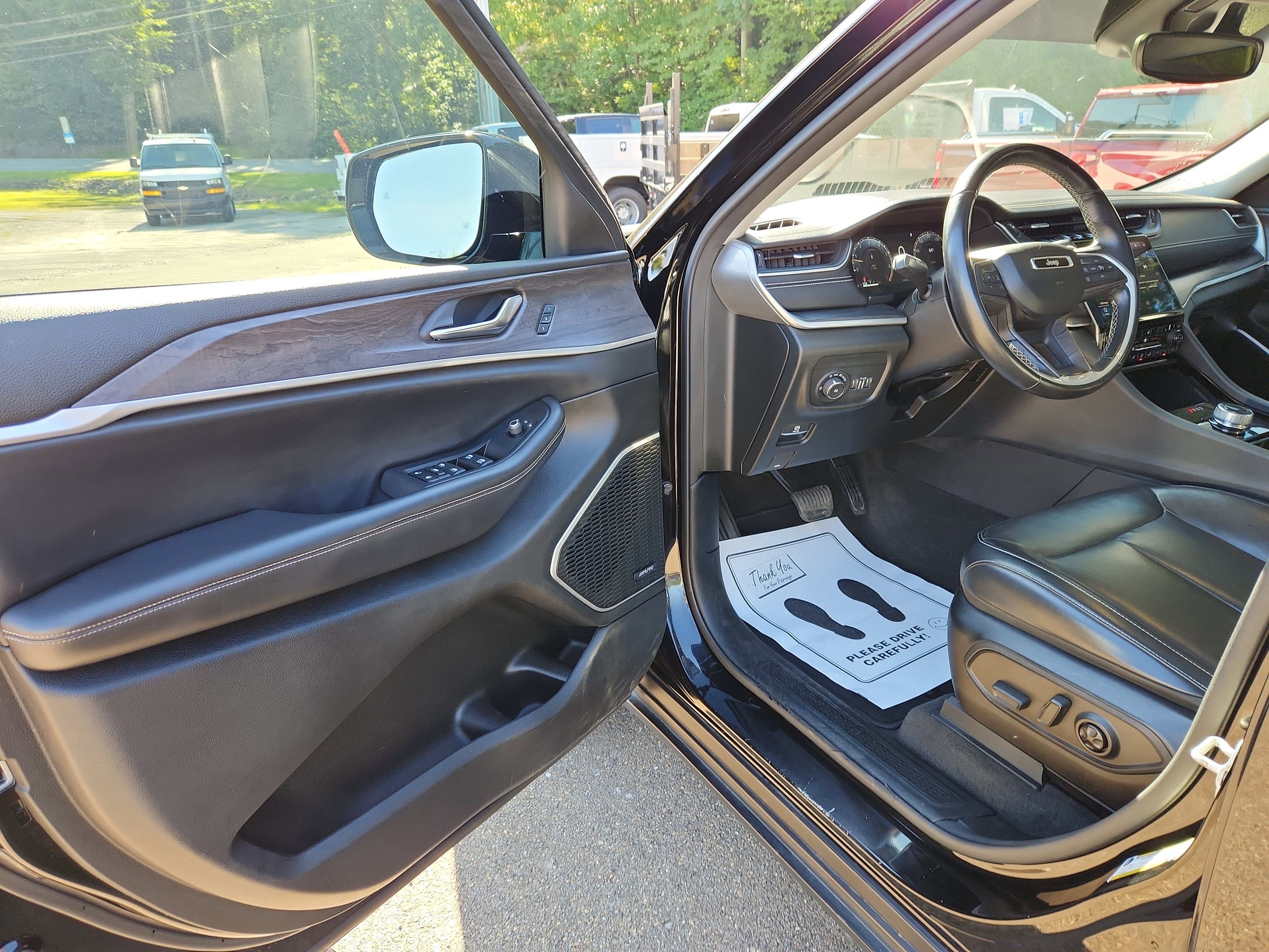 Used 2021 Jeep Grand Cherokee L Limited image 20