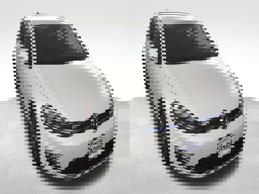 Used 2019 Volkswagen e-Golf SE image 9