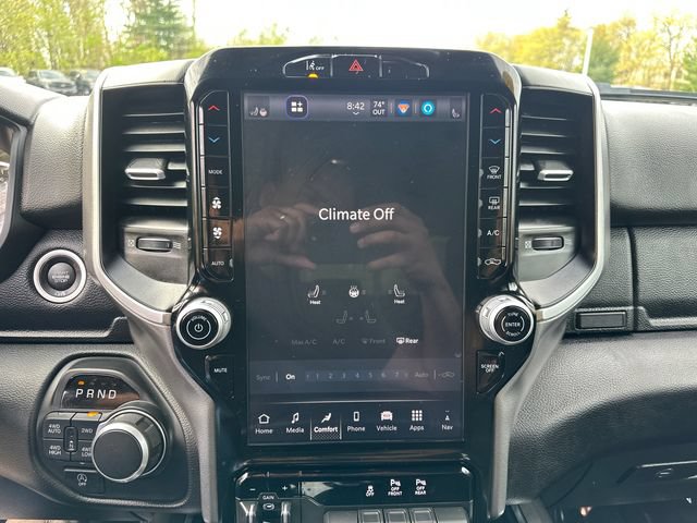 Used 2025 RAM 1500 Big Horn AWD/4WD image 39