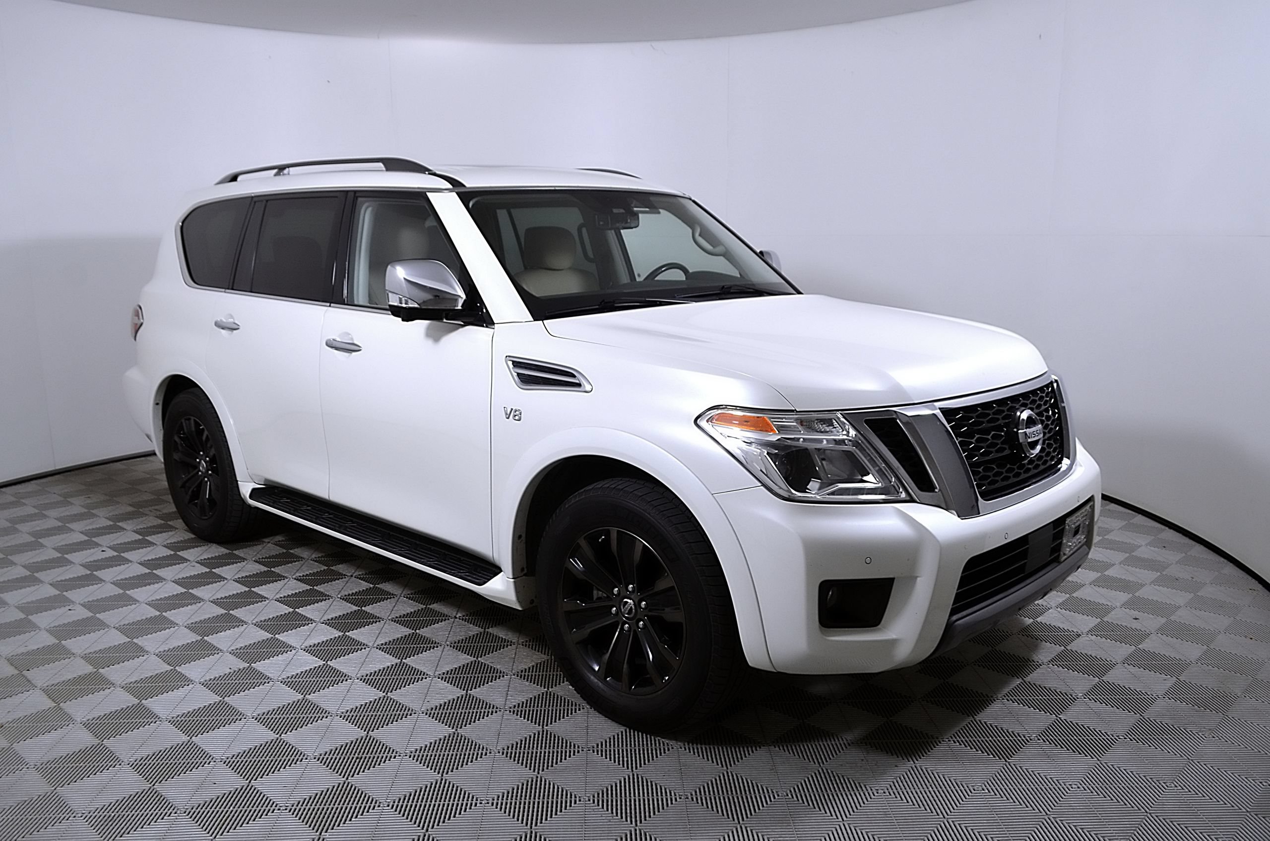Used 2020 Nissan Armada Platinum w/ Captain's Chairs Package AWD/4WD image 6