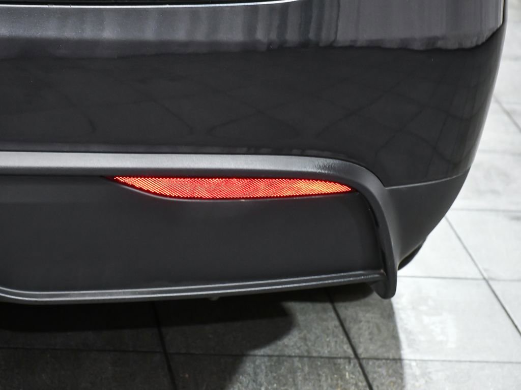 Used 2024 Tesla Model X image 71