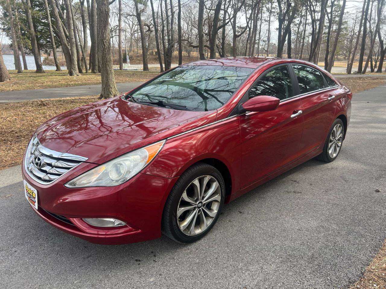 Used 2013 Hyundai Sonata SE image 2