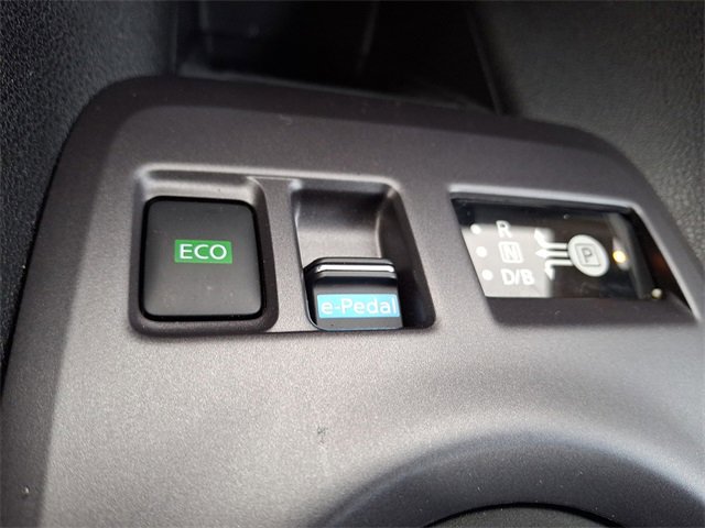 Used 2024 Nissan Leaf S image 24