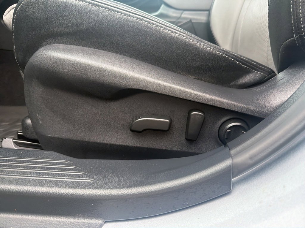 Used 2020 Subaru Outback Limited w/ Popular Package #2 image 16