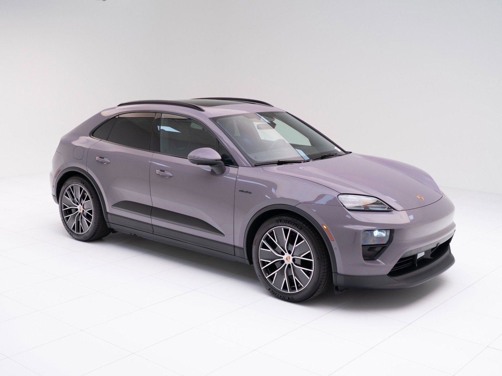 New 2026 Porsche Macan Electric image 7