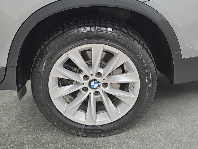 Used 2016 BMW X3 xDrive28i AWD/4WD image 33