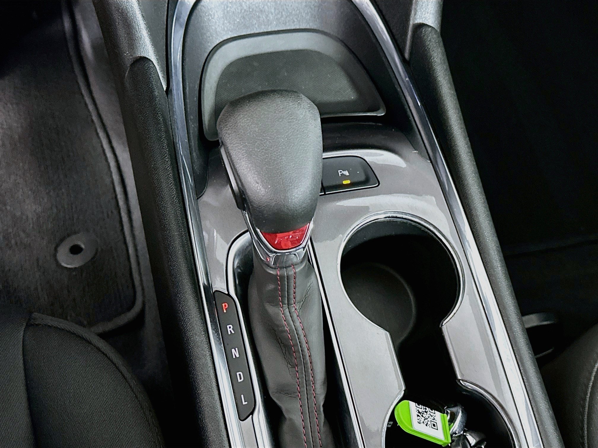 Used 2022 Chevrolet Malibu RS FWD image 25