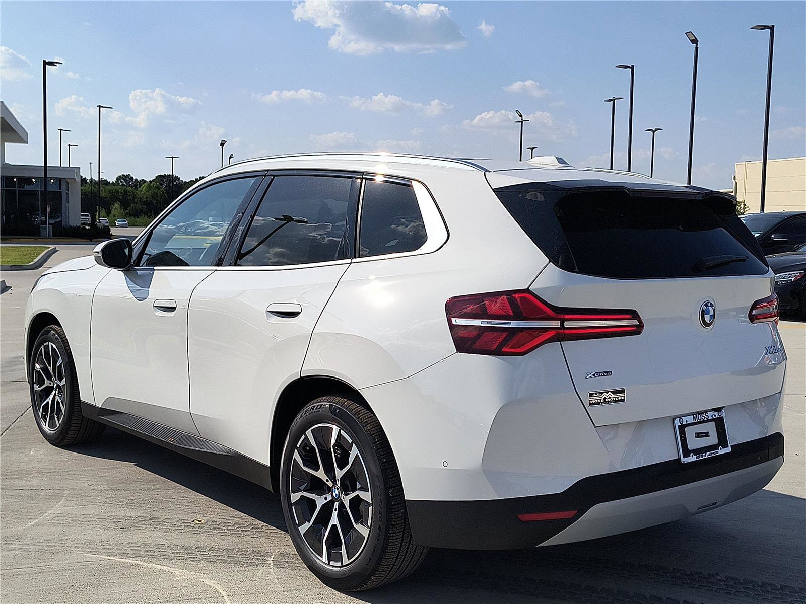 New 2026 BMW X3 xDrive30 w/ Premium Package image 3