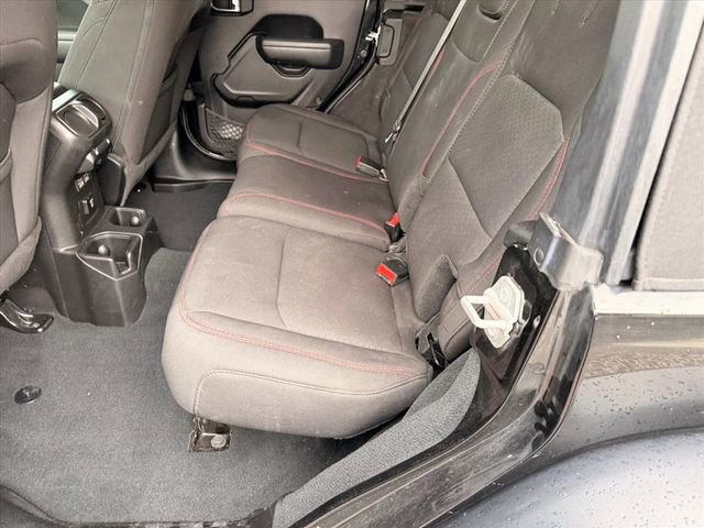 Used 2023 Jeep Wrangler Unlimited Rubicon w/ Cold Weather Group image 13