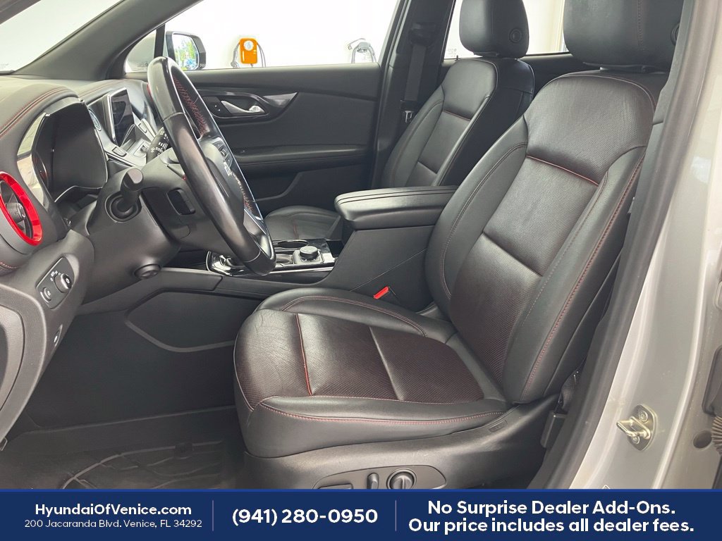 Used 2022 Chevrolet Blazer RS w/ Enhanced Convenience Package FWD image 2
