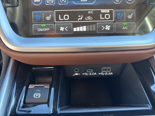 Used 2025 Subaru Outback Touring image 16
