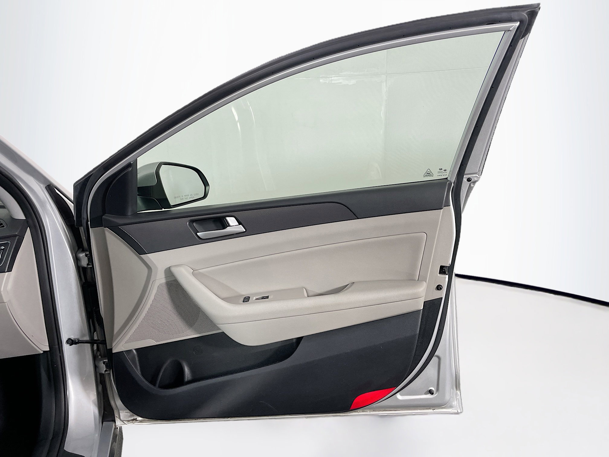 Used 2017 Hyundai Sonata Sport w/ Value Edition Package 02 image 31