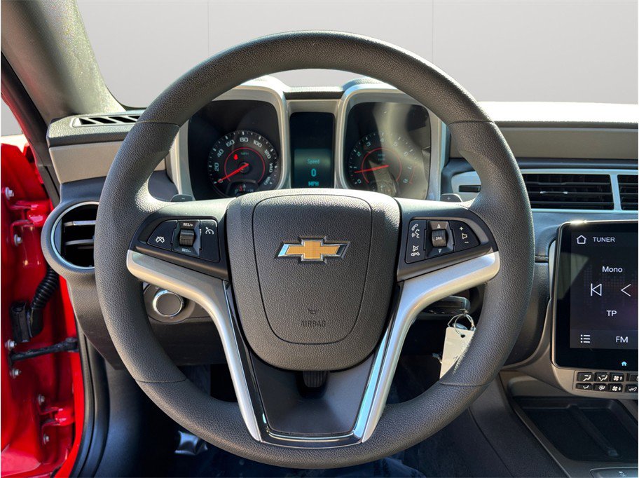 Used 2015 Chevrolet Camaro LS RWD image 20