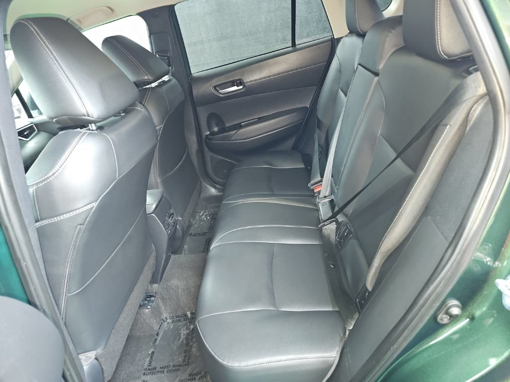Used 2025 Toyota Corolla Cross XLE AWD/4WD image 33