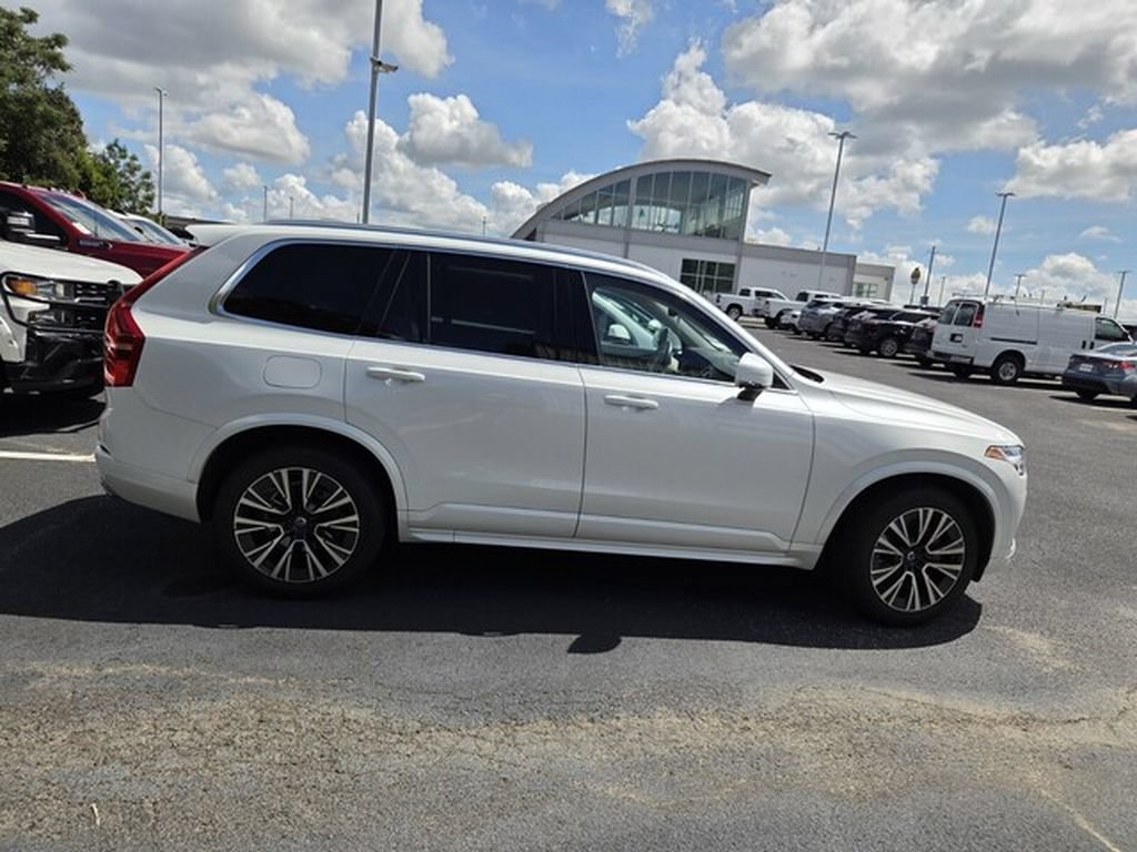 Used 2020 Volvo XC90 T6 Momentum w/ Protection Package Premier AWD/4WD image 9