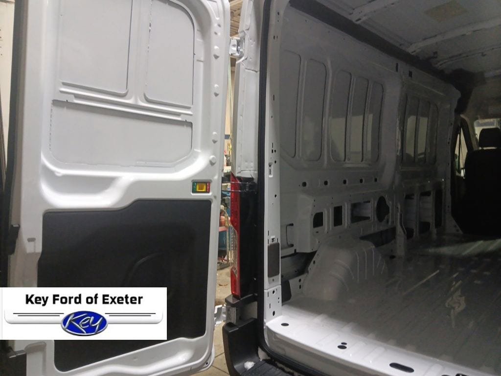 New 2026 Ford Transit 250 148 Medium Roof RWD image 12