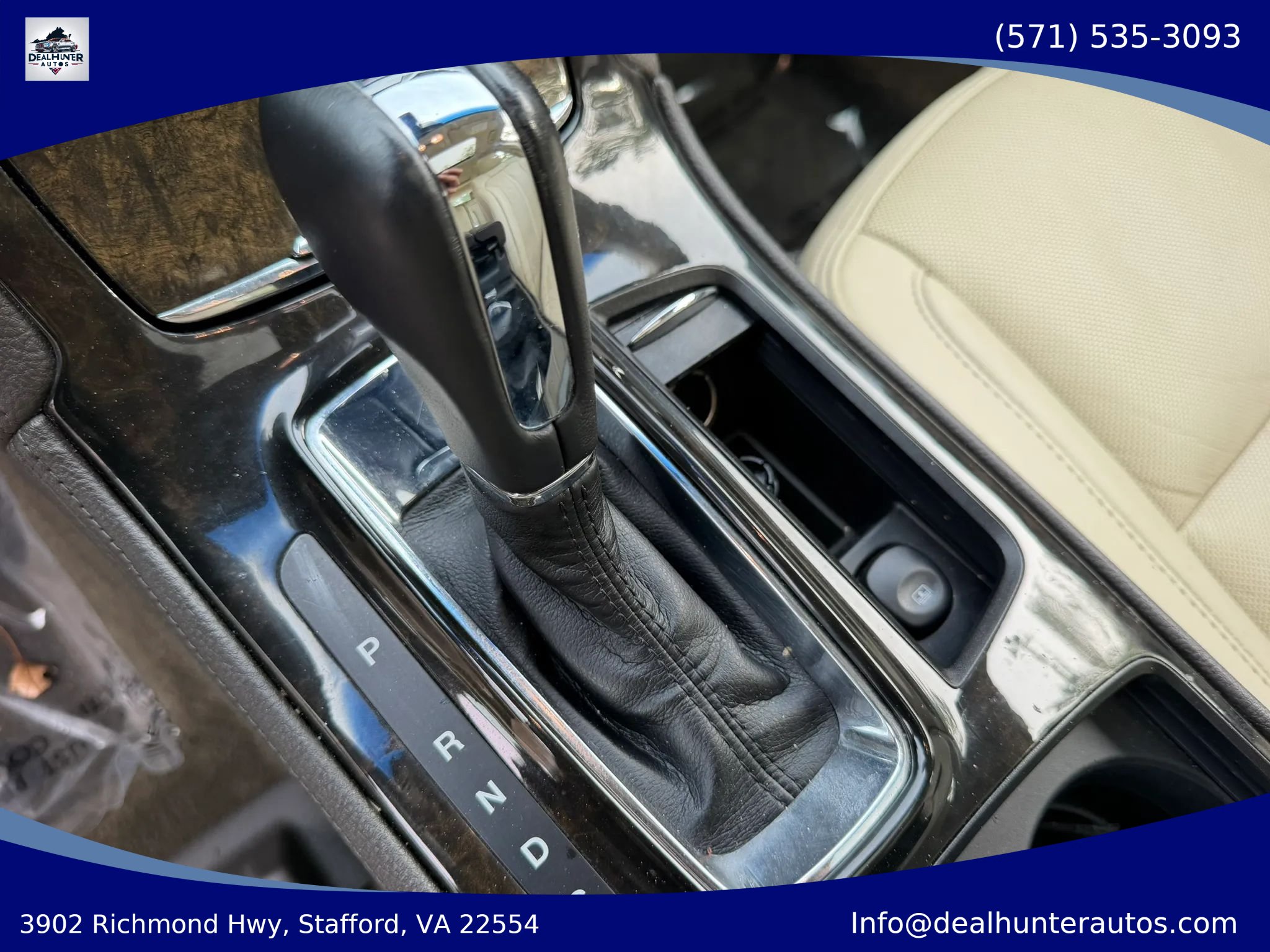 Used 2016 Lincoln MKS AWD w/ Equipment Group 101A image 24