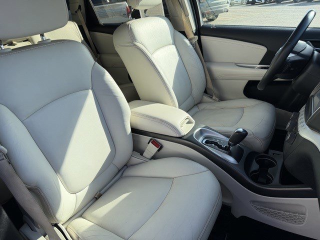 Used 2014 Dodge Journey Limited w/ Driver Convenience Group image 20