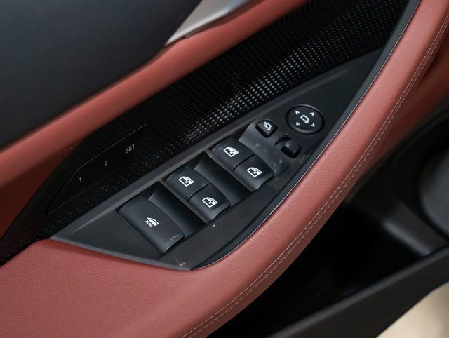 Used 2026 BMW 430i Convertible w/ M Sport Package image 16