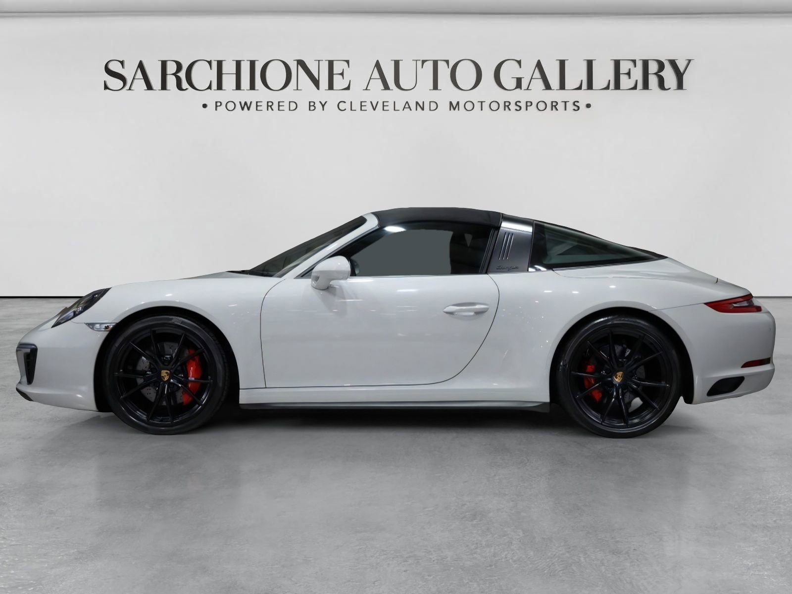Used 2018 Porsche 911 Targa 4S image 3
