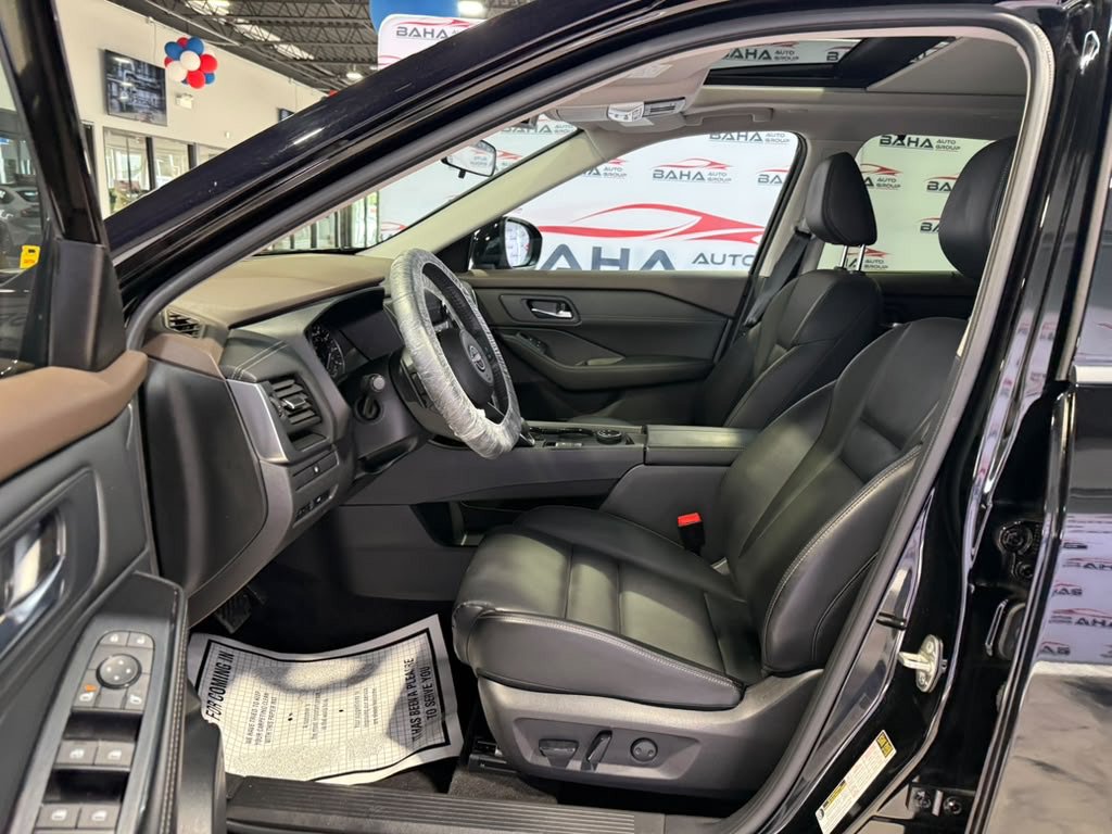 Used 2023 Nissan Rogue SV w/ SV Premium B Package AWD/4WD image 14