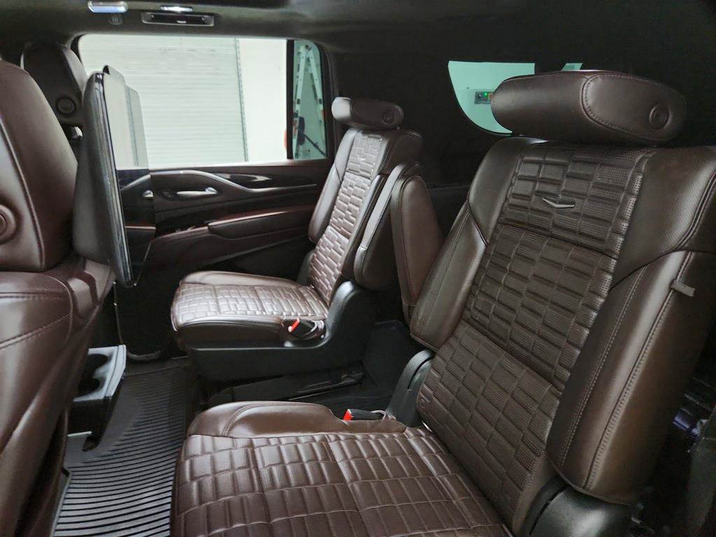 Used 2022 Cadillac Escalade ESV Sport Platinum w/ LPO, ONYX Package AWD/4WD image 24