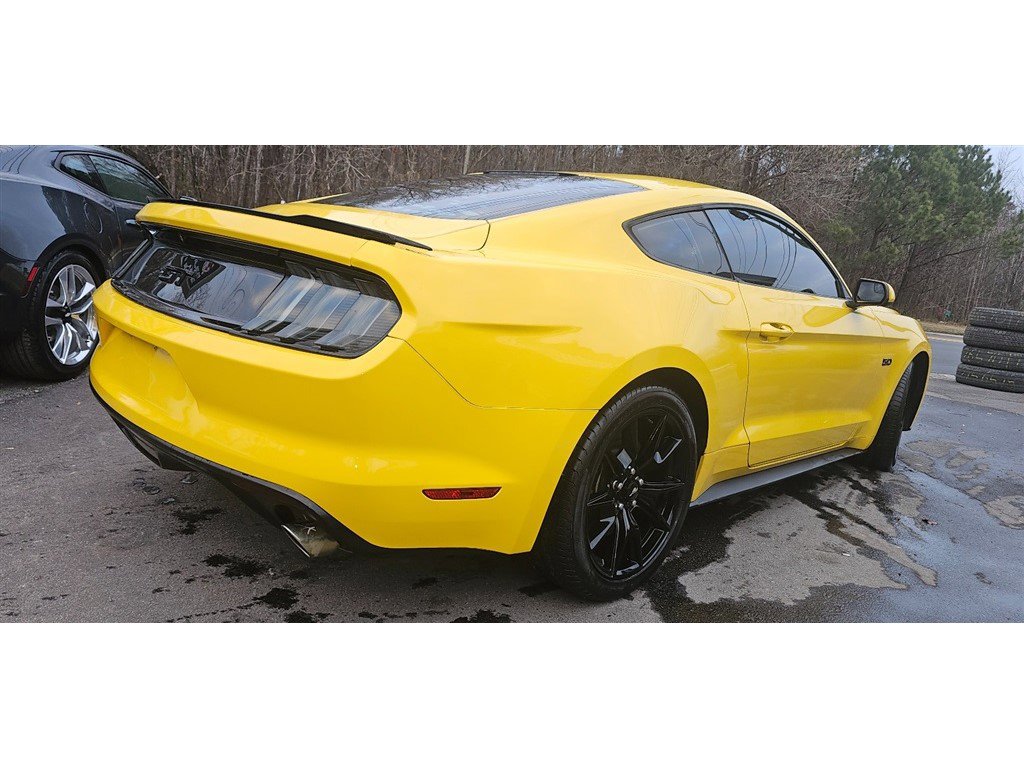 Used 2017 Ford Mustang GT w/ Black Accent Package image 3