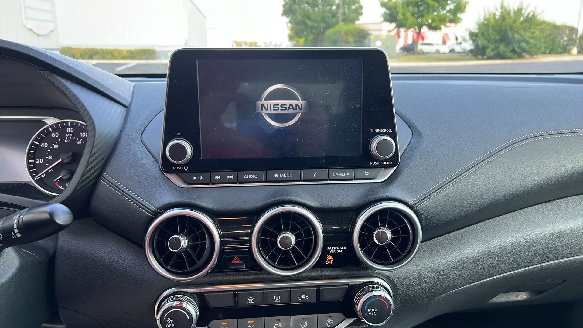 Used 2023 Nissan Sentra SV image 21