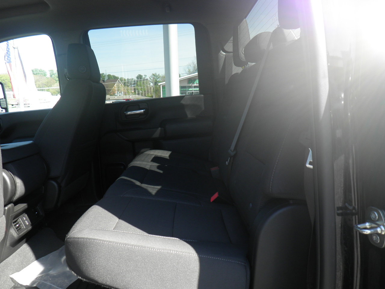 Used 2024 Chevrolet Silverado 2500 Custom w/ Custom Convenience Package image 19